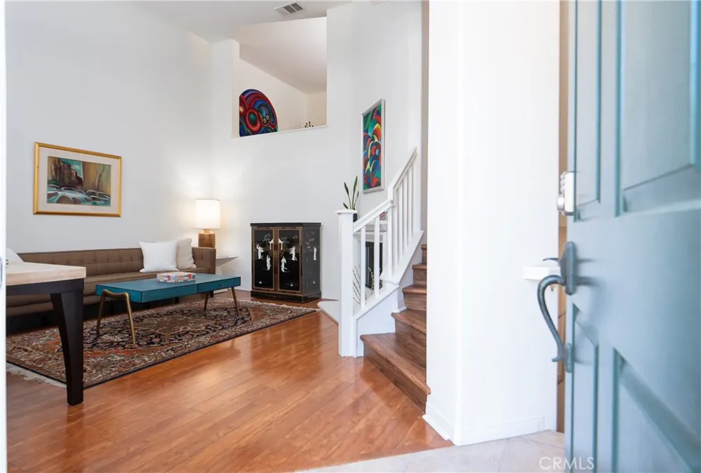 616 Mckenna Claremont, CA 91711