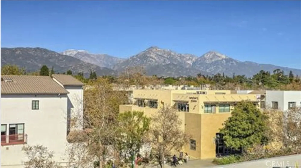 616 Mckenna Claremont, CA 91711