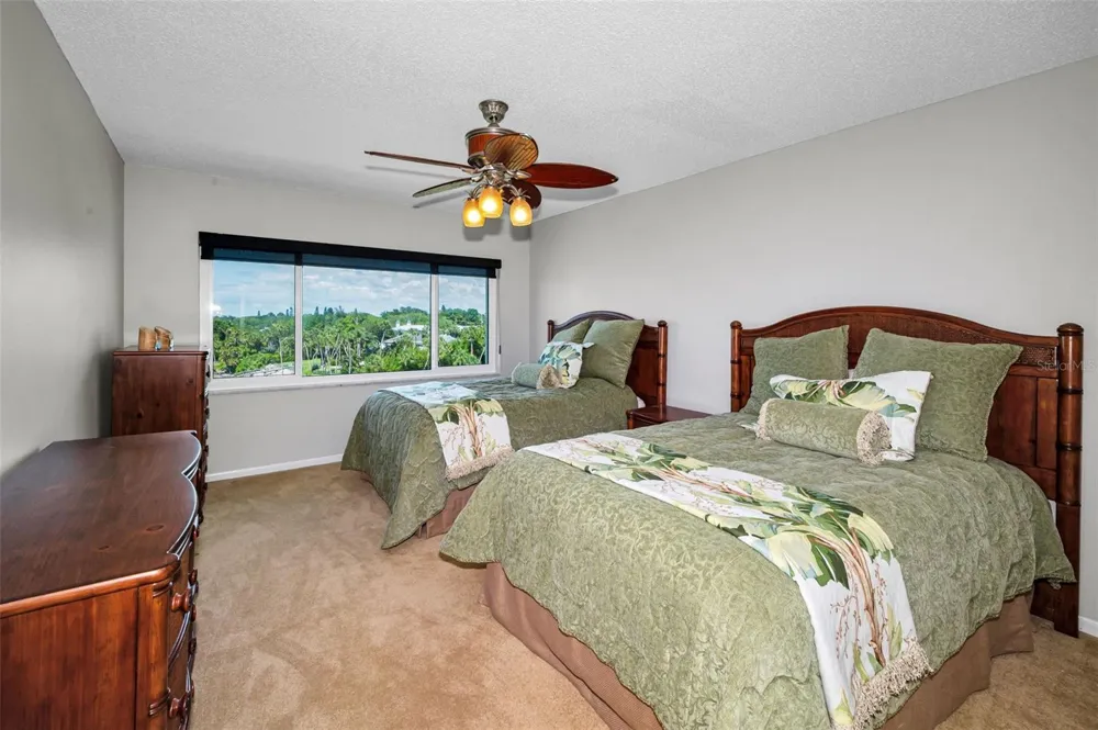 100 BLUFF VIEW DRIVE #514C Belleair Bluffs, FL 33770