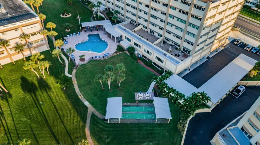 100 BLUFF VIEW DRIVE #514C Belleair Bluffs, FL 33770