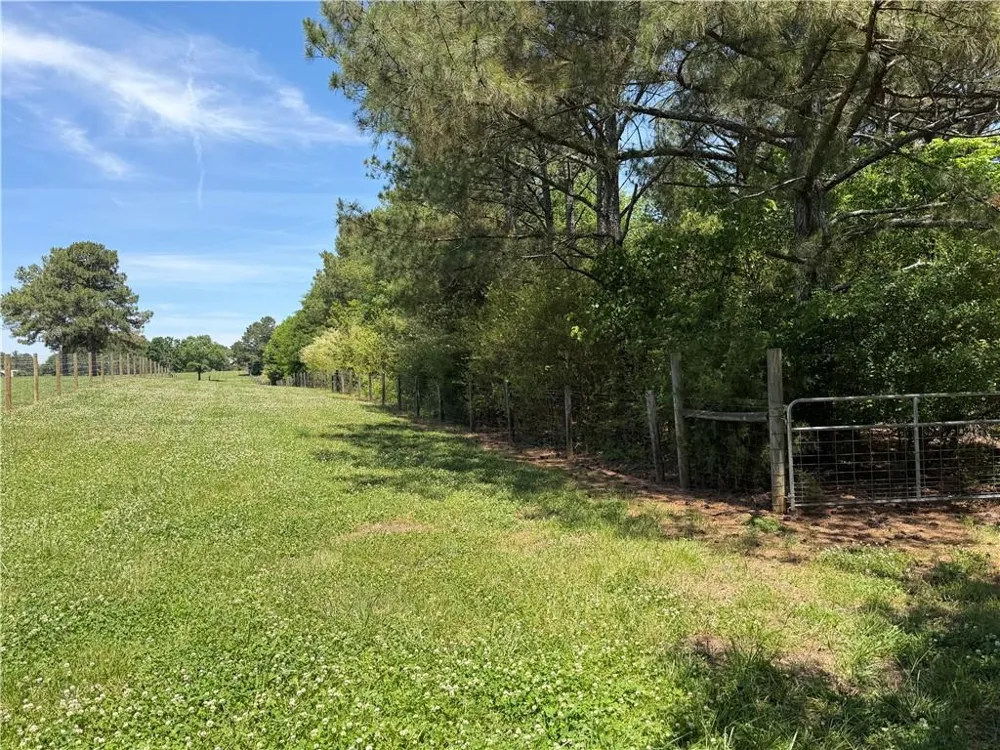 1593 Old Alabama Road Taylorsville, GA 30178