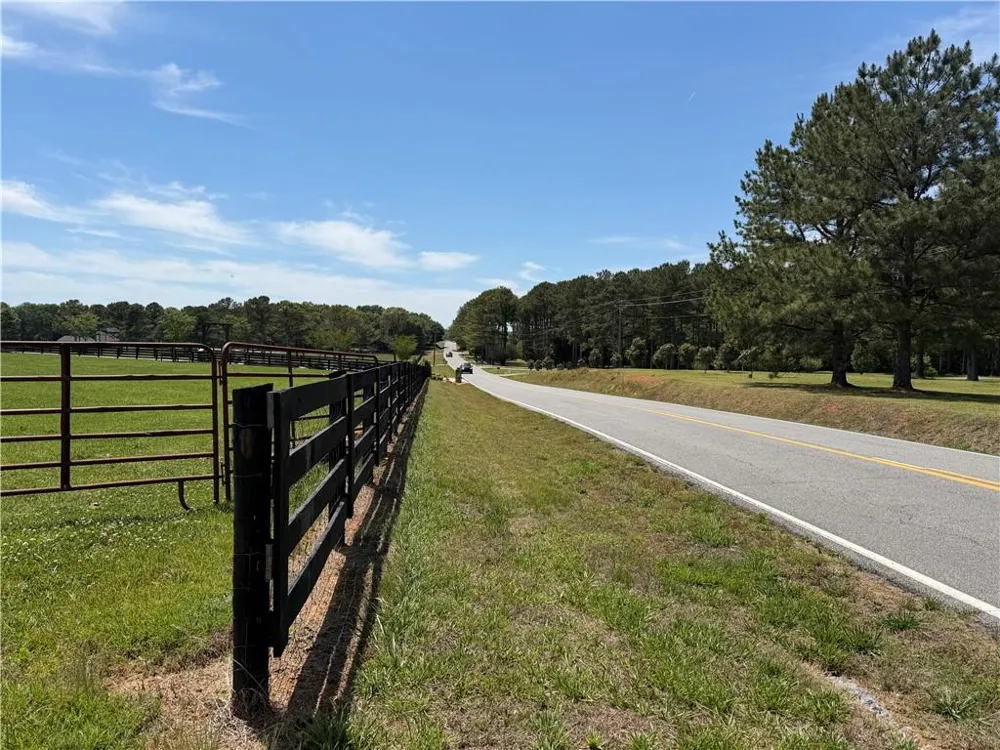 1593 Old Alabama Road Taylorsville, GA 30178