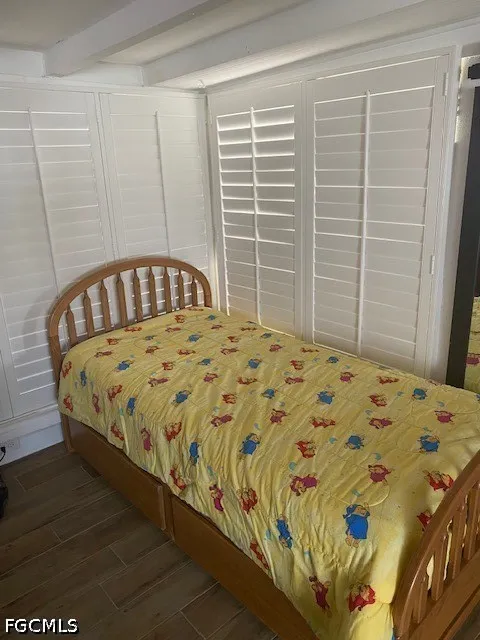 Pine Street Matlacha, FL 33993