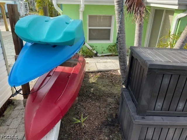 Pine Street Matlacha, FL 33993