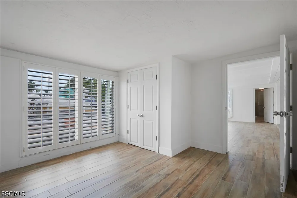 Pine Street Matlacha, FL 33993