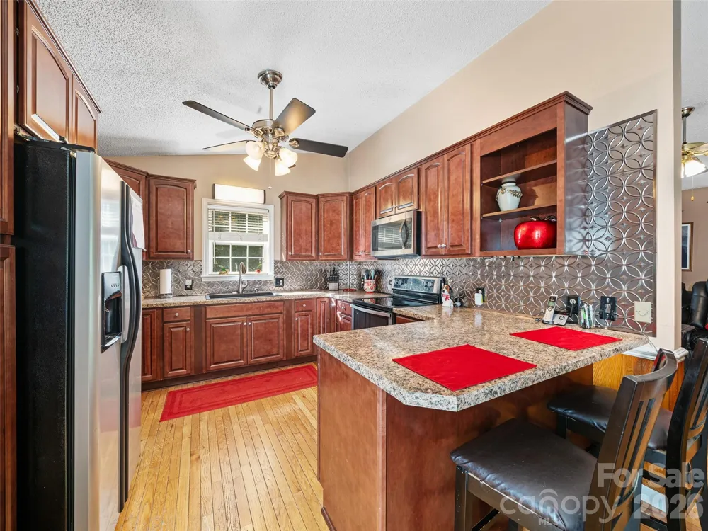 282 Sourwood Drive Spruce Pine, NC 28777