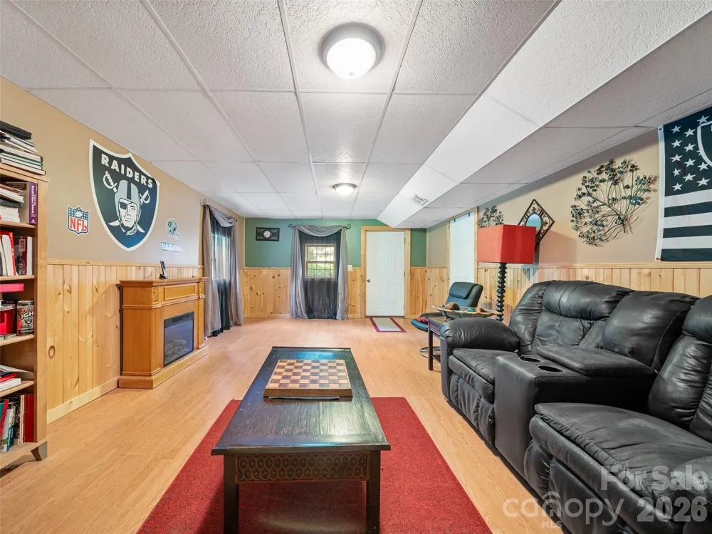 282 Sourwood Drive Spruce Pine, NC 28777