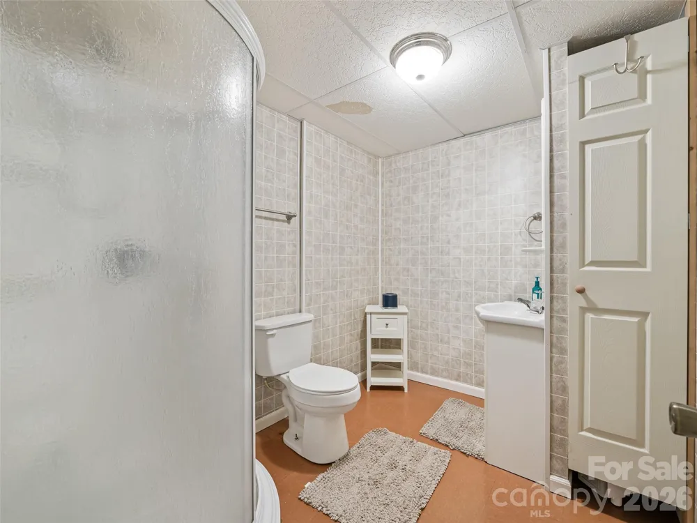 282 Sourwood Drive Spruce Pine, NC 28777