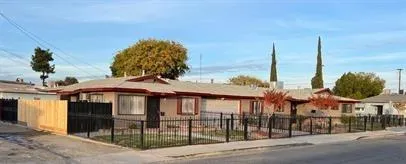 3555 E Mckinley Avenue