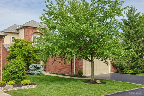 8731 Kenwood Road