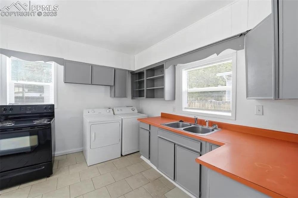1437 Cypress Street Pueblo, CO 81004