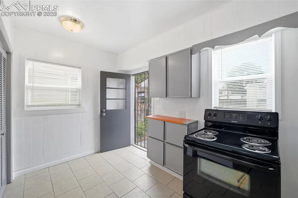 1437 Cypress Street Pueblo, CO 81004