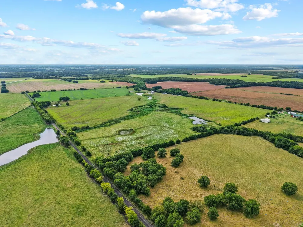 2972 County Road 4826 Wolfe City, TX 75496