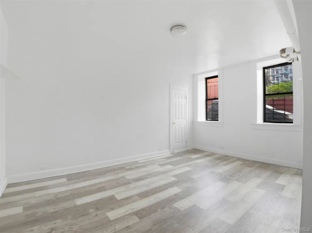 762 Brady Avenue #Ground Bronx, NY 10462