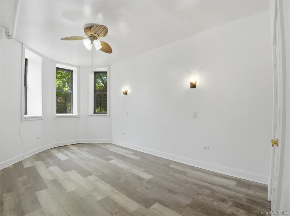 762 Brady Avenue #Ground Bronx, NY 10462