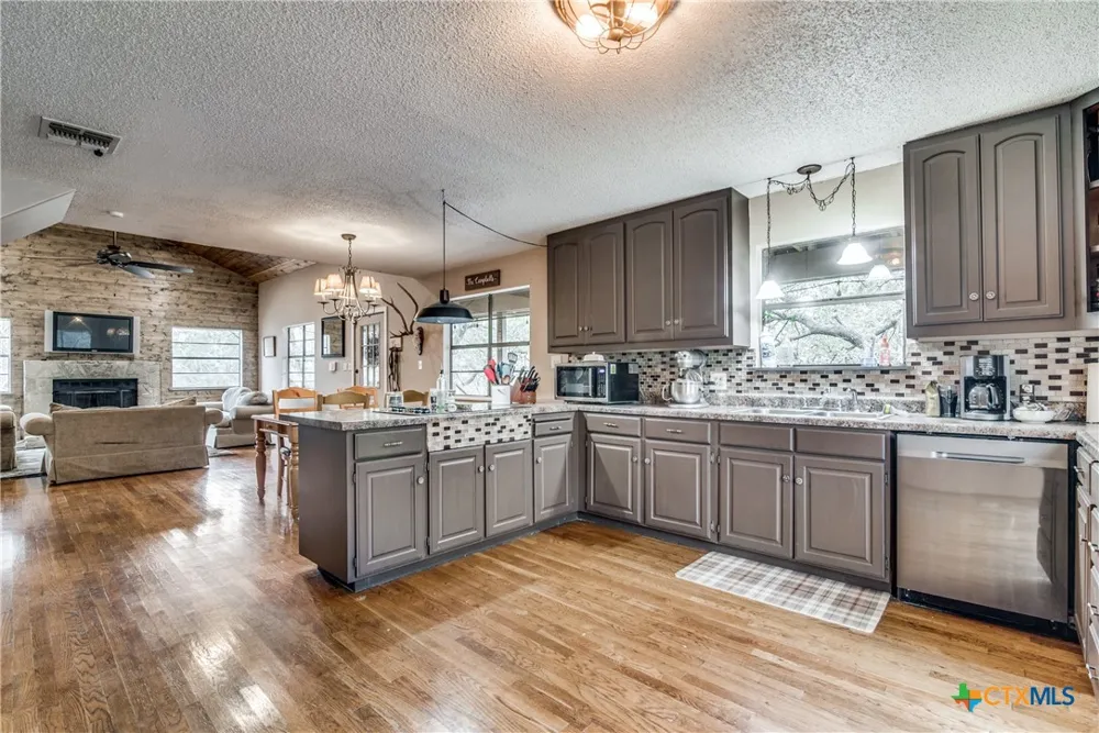 7821 Elk Drive Spring Branch, TX 78070