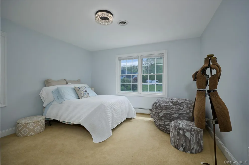 28 Heritage Court Tuxedo Park, NY 10987