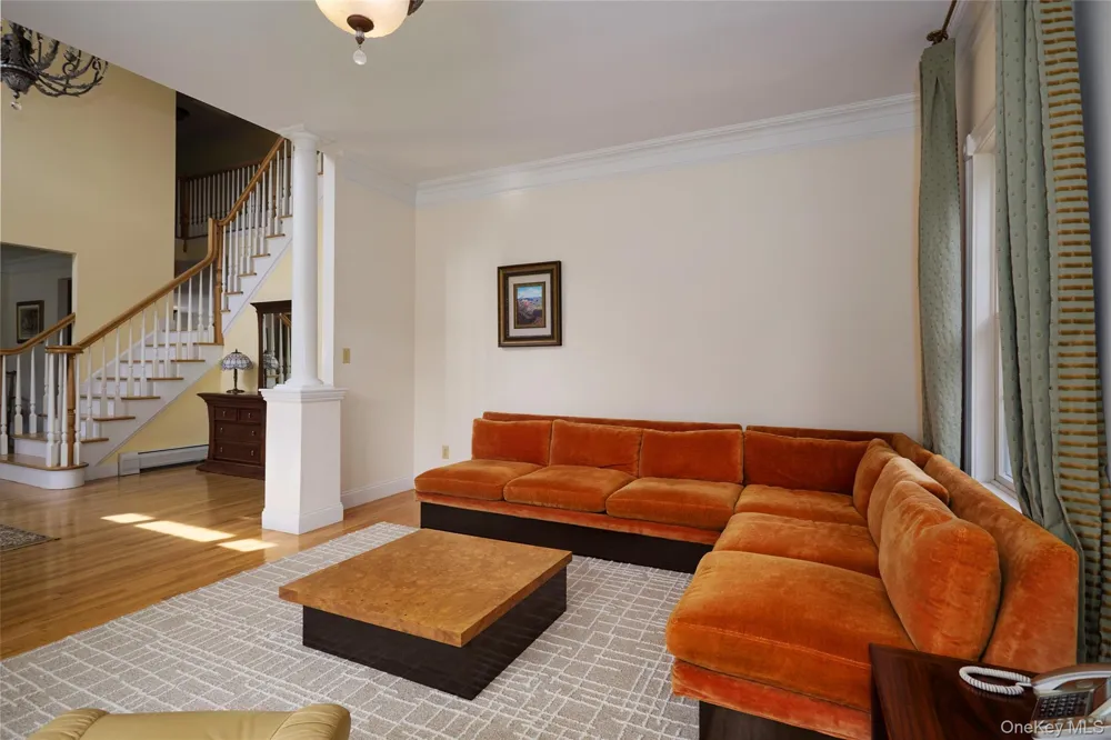 28 Heritage Court Tuxedo Park, NY 10987