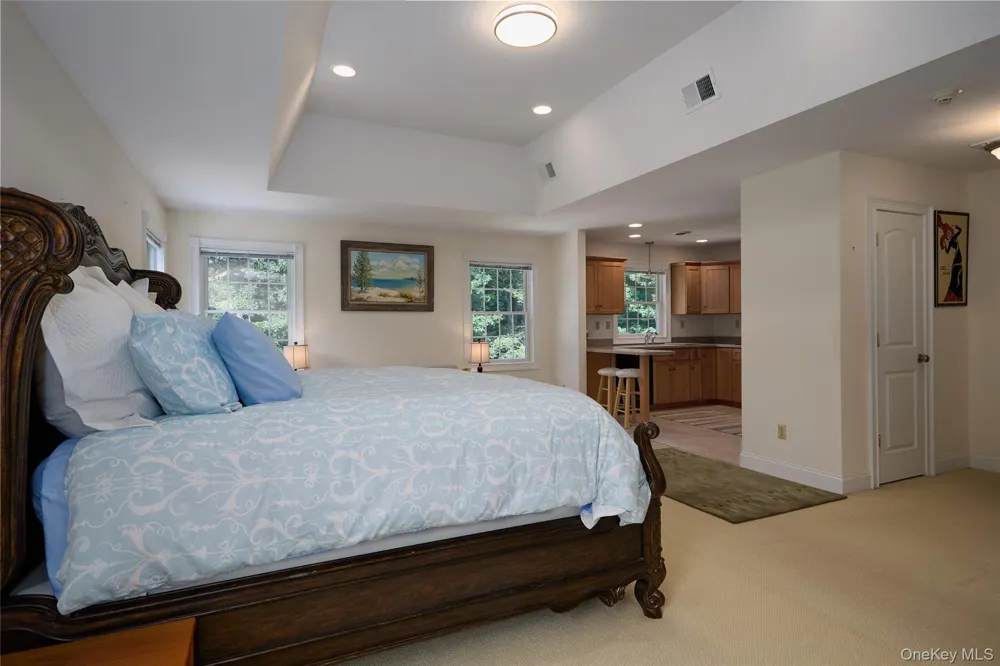 28 Heritage Court Tuxedo Park, NY 10987