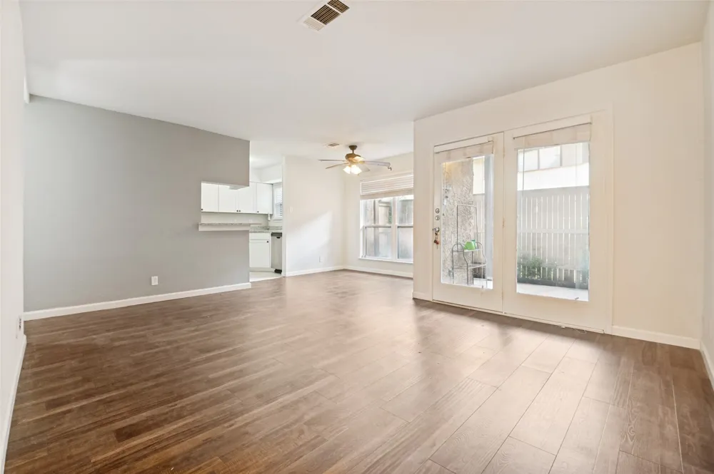 1109 Calico Lane #1811 Arlington, TX 76011