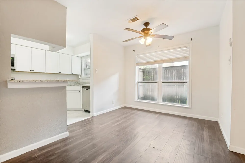 1109 Calico Lane #1811 Arlington, TX 76011