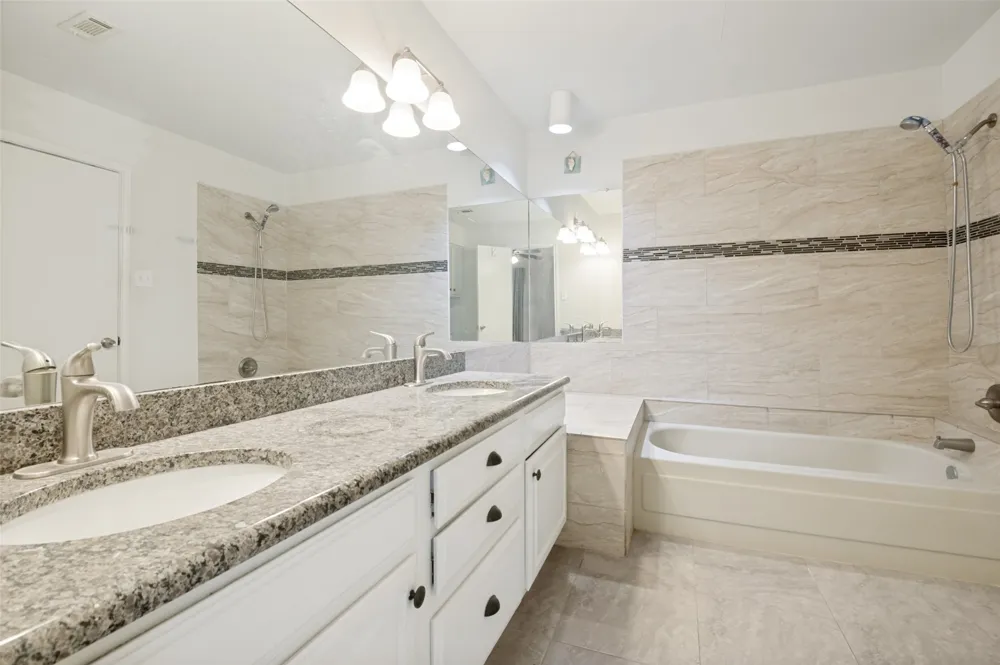 1109 Calico Lane #1811 Arlington, TX 76011