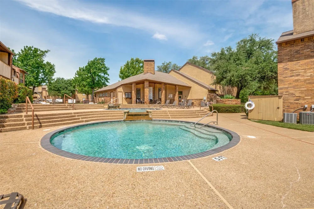 1109 Calico Lane #1811 Arlington, TX 76011