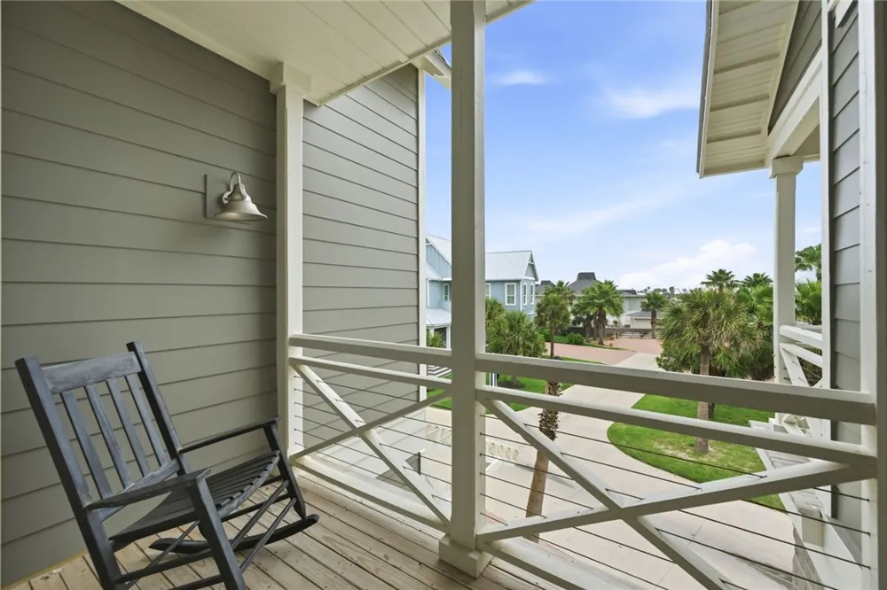 210 Social Circle #9-107 Port Aransas, TX 78373