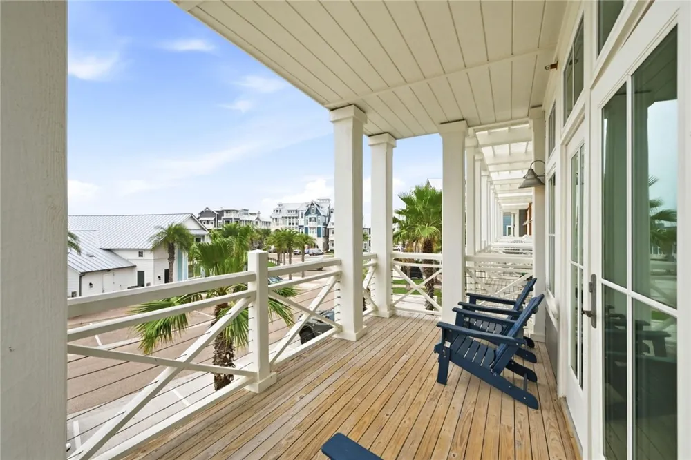 210 Social Circle #9-107 Port Aransas, TX 78373