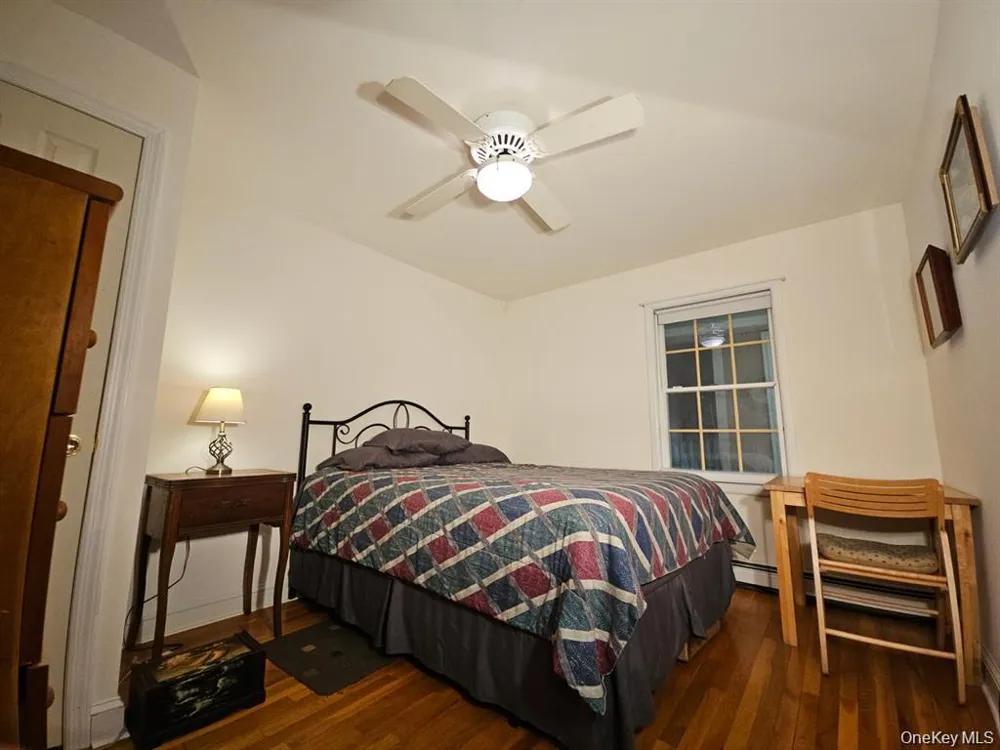 10 Phyllis Road Mastic Beach, NY 11951