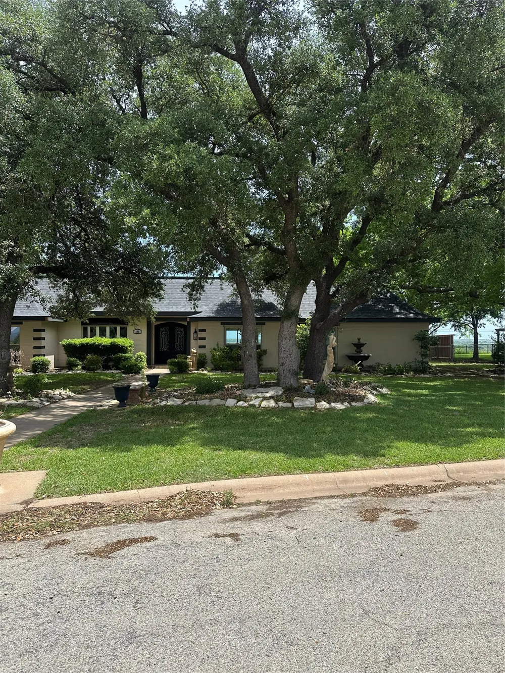 505 High Road Coleman, TX 76834