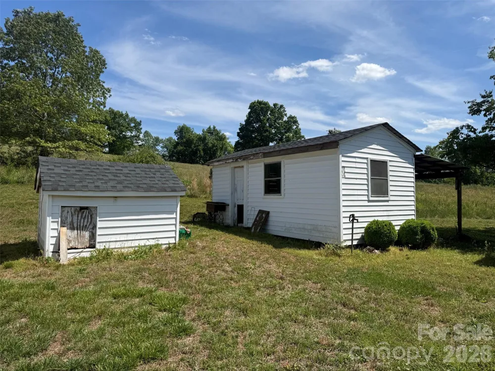 3607 Little River Church Road Taylorsville, NC 28681