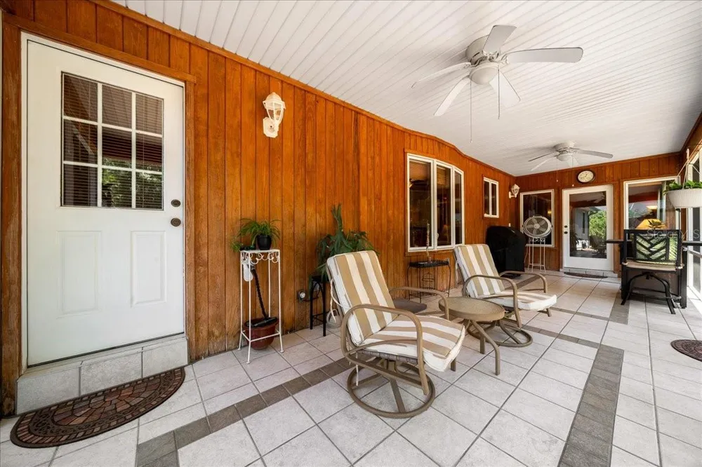 11 SYCAMORE COURT W Homosassa, FL 34446