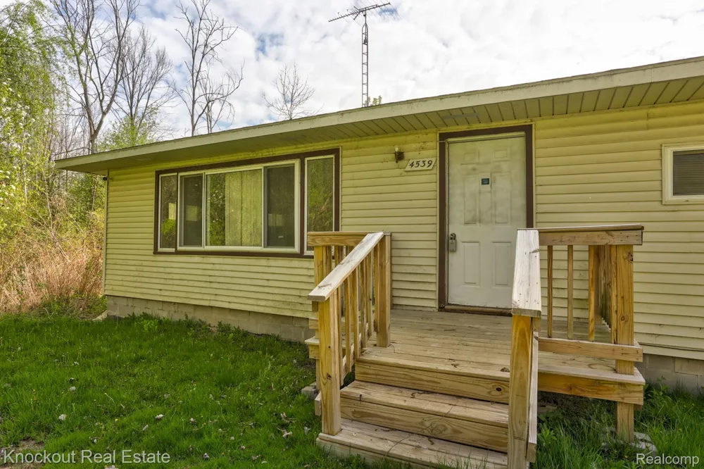 4539 Anderson Boulevard Dayton Township, MI 48760