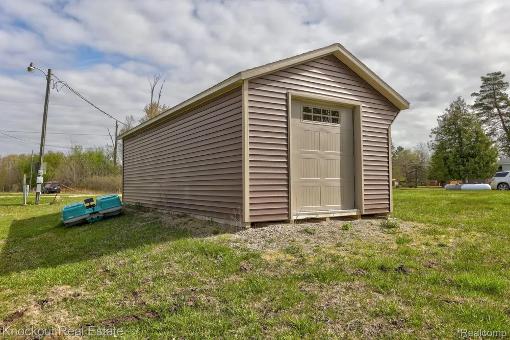 4539 Anderson Boulevard Dayton Township, MI 48760