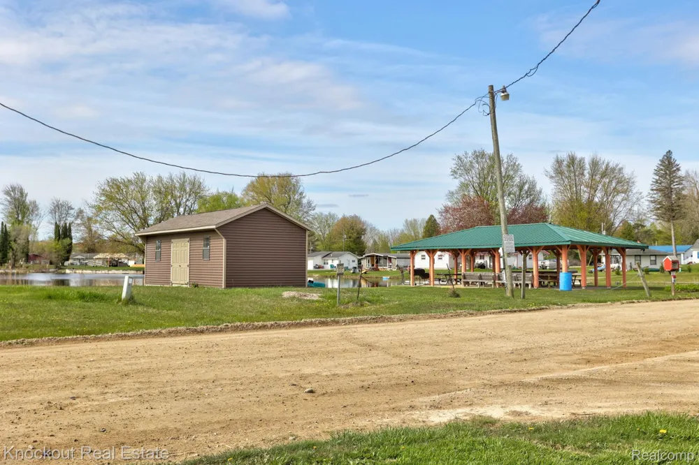 4539 Anderson Boulevard Dayton Township, MI 48760