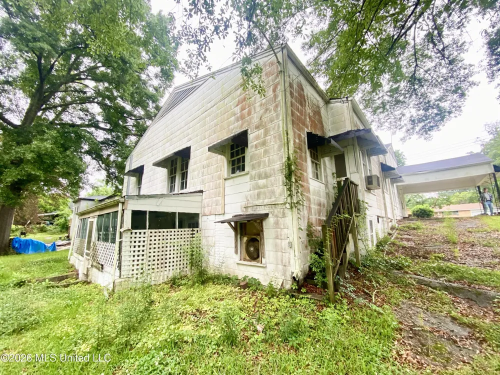 348 S Extension Street Hazlehurst, MS 39083