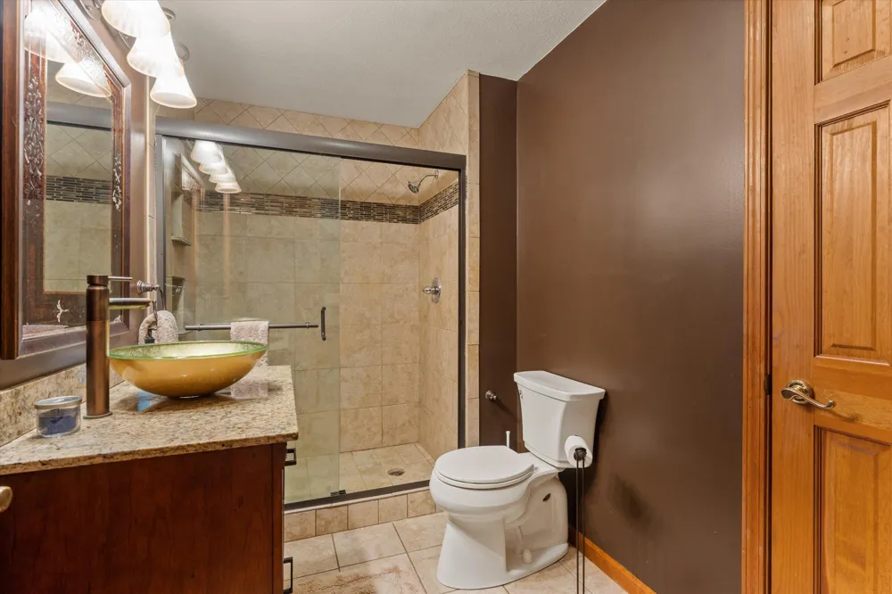 27100 Deerfield Lane Edwardsburg, MI 49112