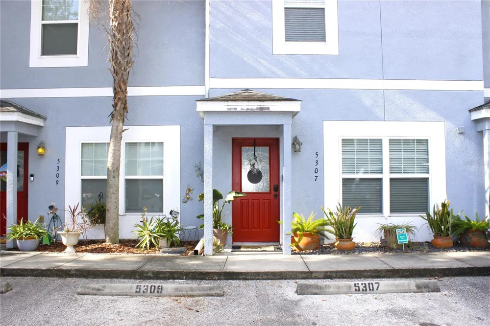 5307 TERRAZA COURT Temple Terrace, FL 33617