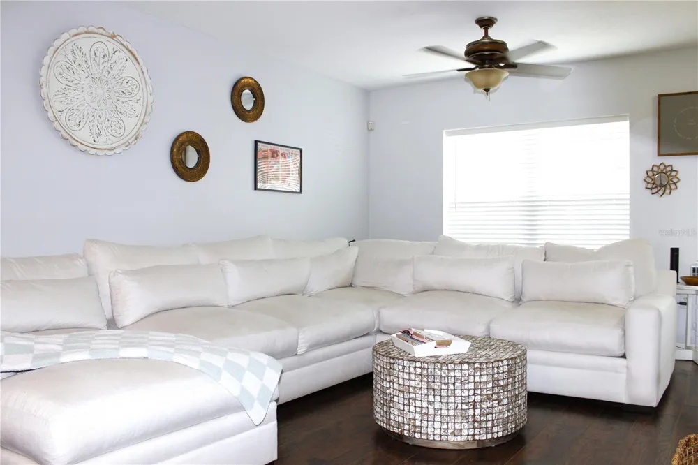 5307 TERRAZA COURT Temple Terrace, FL 33617