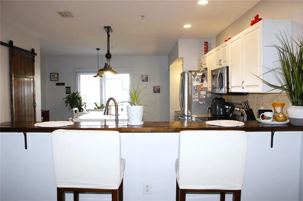 5307 TERRAZA COURT Temple Terrace, FL 33617