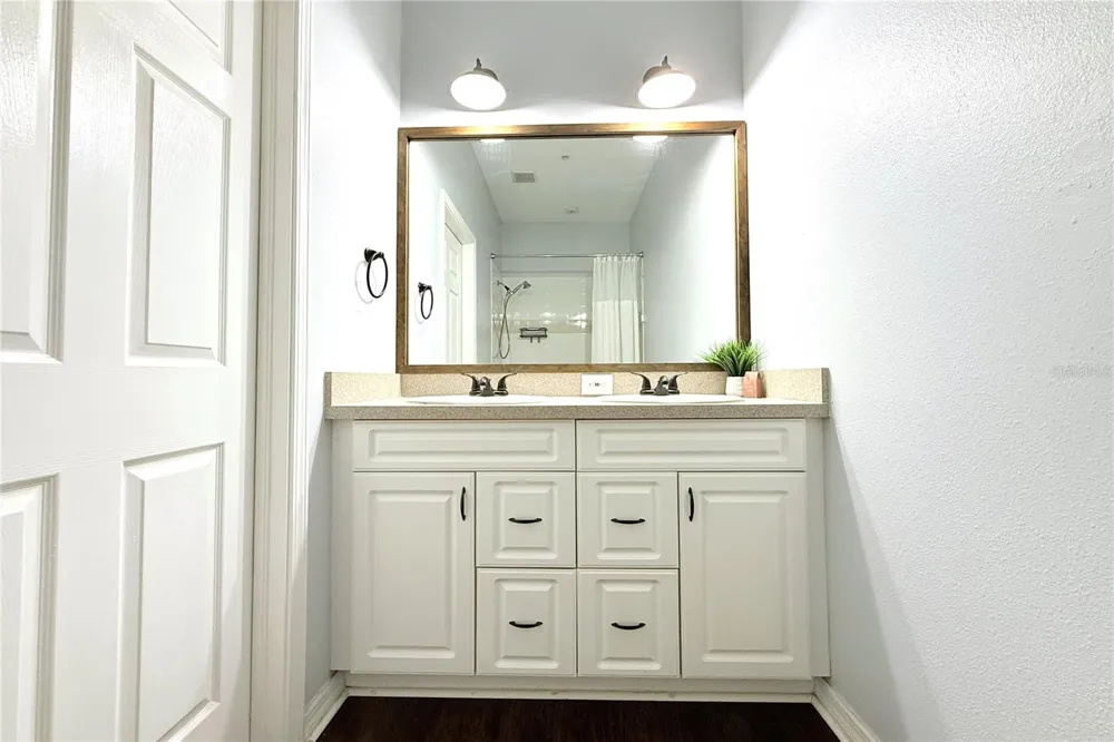 5307 TERRAZA COURT Temple Terrace, FL 33617