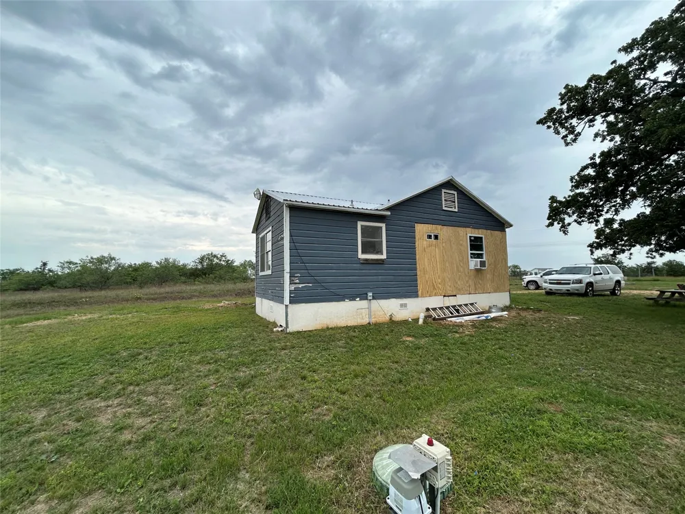 136 Fm 2239 Road Paige, TX 78659