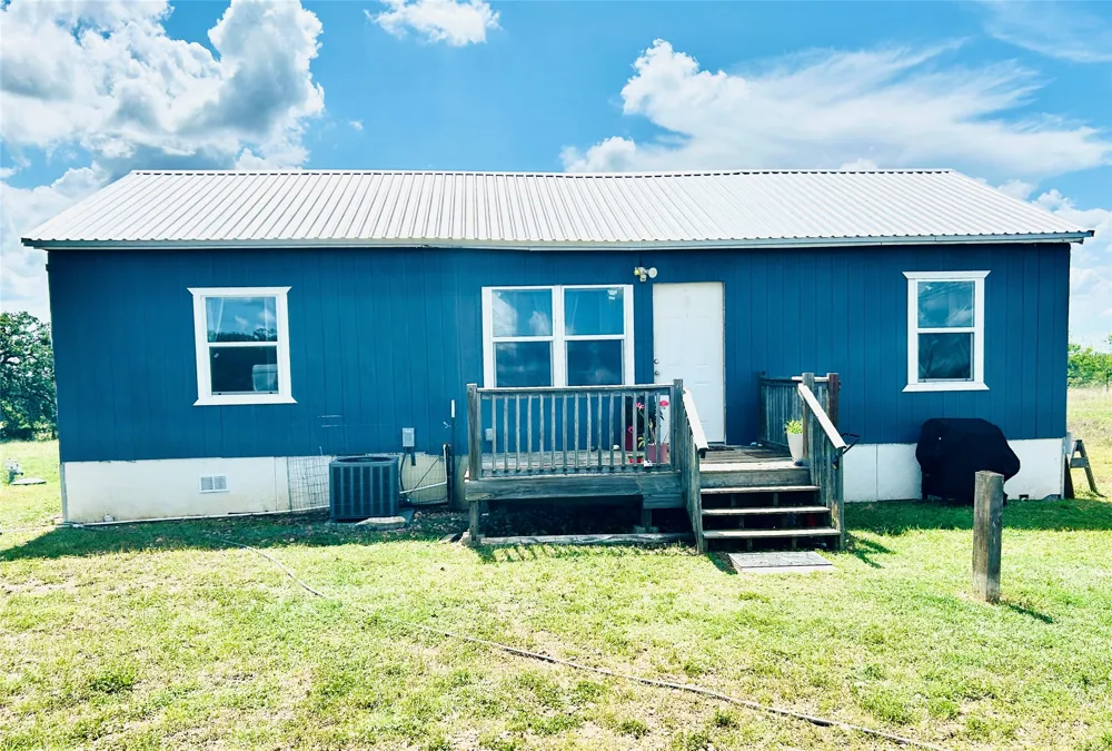 136 Fm 2239 Road Paige, TX 78659