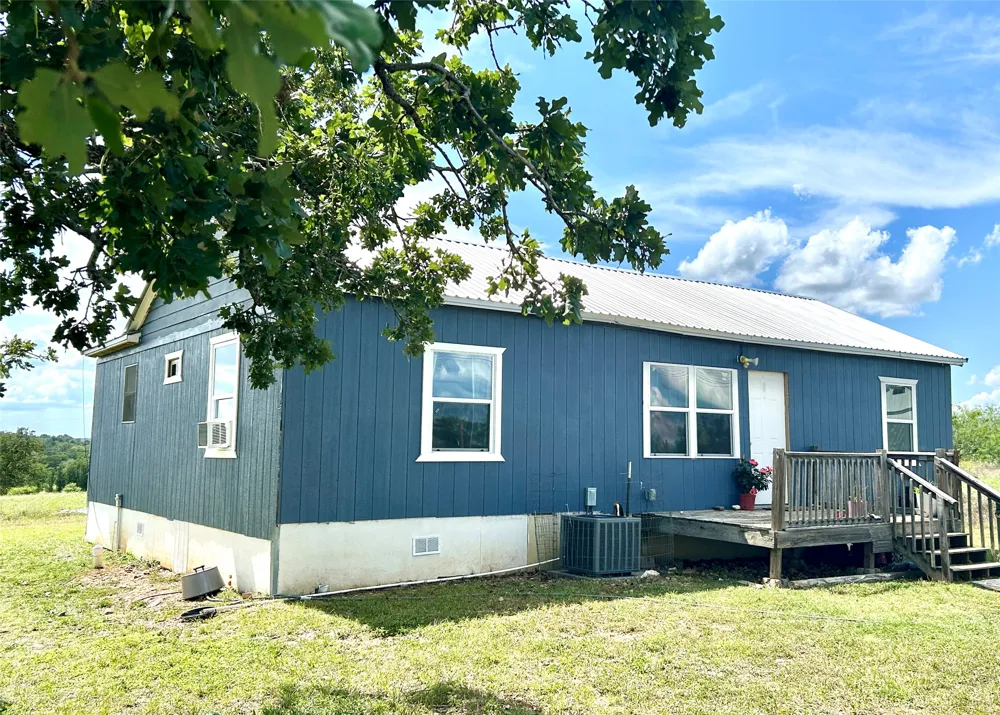 136 Fm 2239 Road Paige, TX 78659