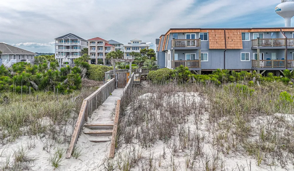277 W First Street ## 1j Ocean Isle Beach, NC 28469