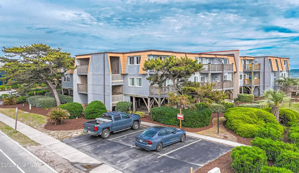 277 W First Street ## 1j Ocean Isle Beach, NC 28469