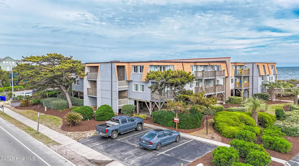 277 W First Street ## 1j Ocean Isle Beach, NC 28469