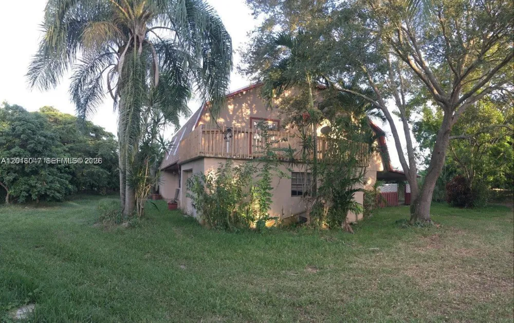 18950 SW 240th St Homestead, FL 33031
