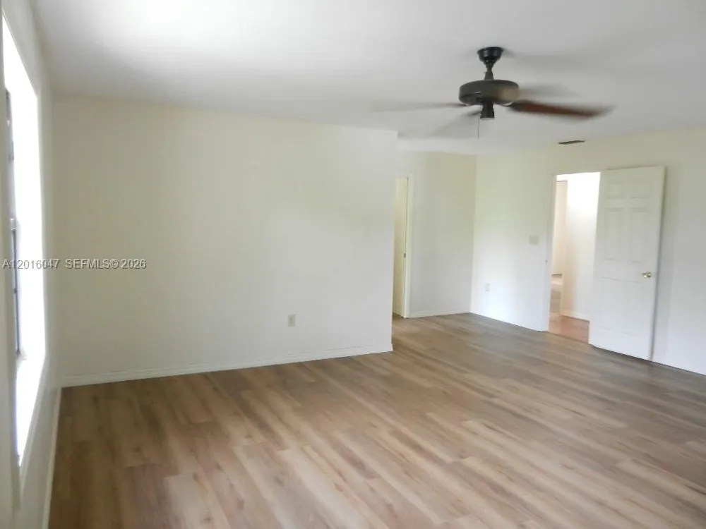 18950 SW 240th St Homestead, FL 33031